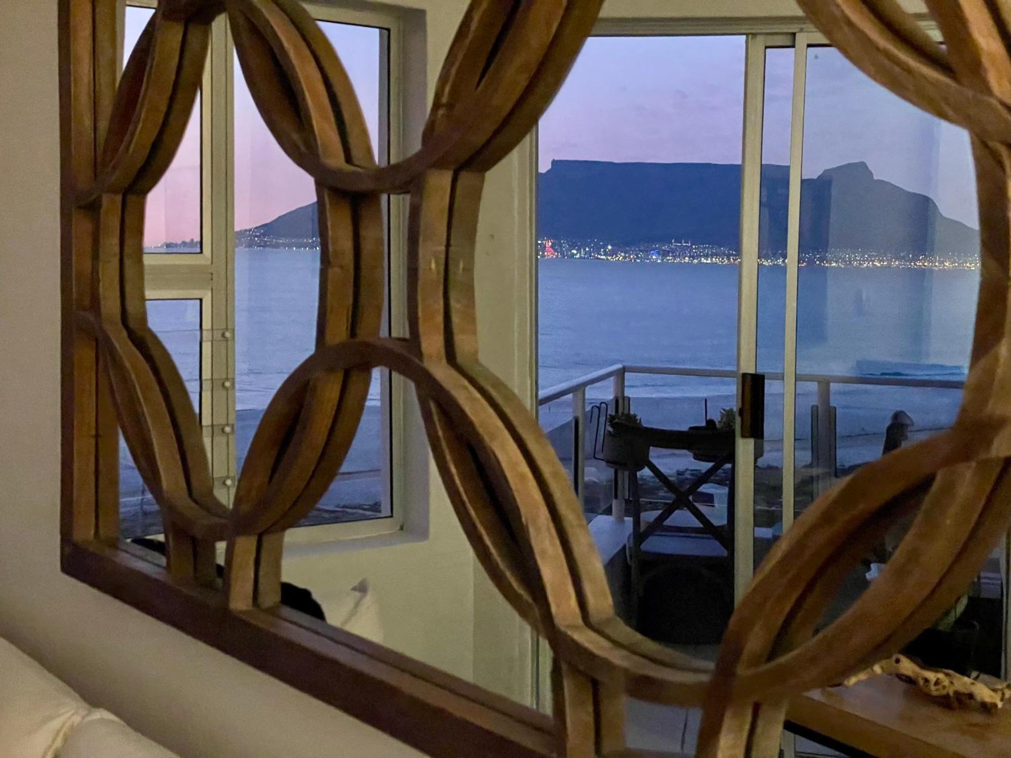 Апартаменты Abode Africa Блаубергстранд Экстерьер фото